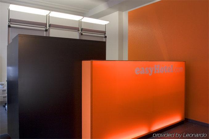 Easyhotel Basel - Self Service And Self Check-In Eksteriør billede